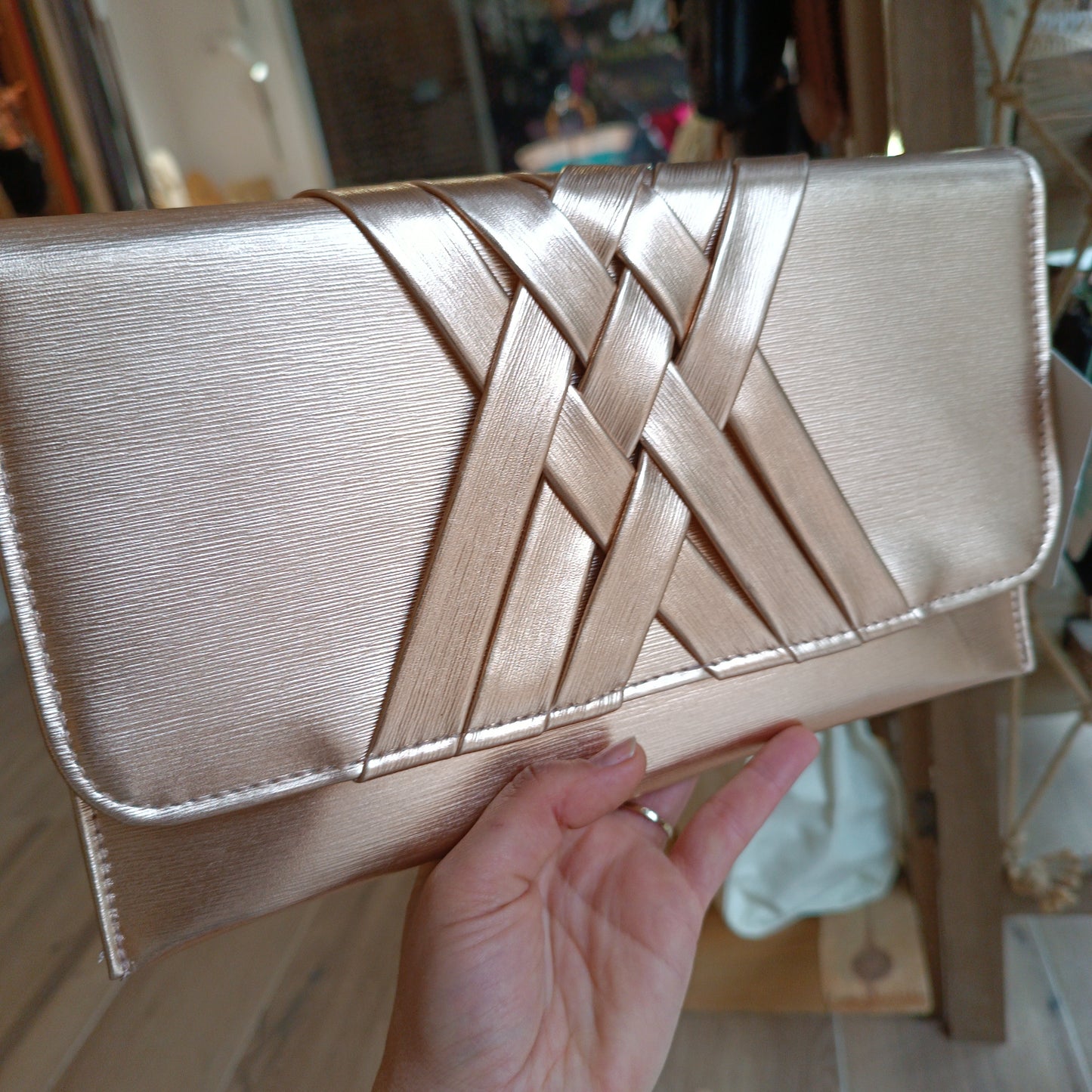 Cartera dorado-salmón