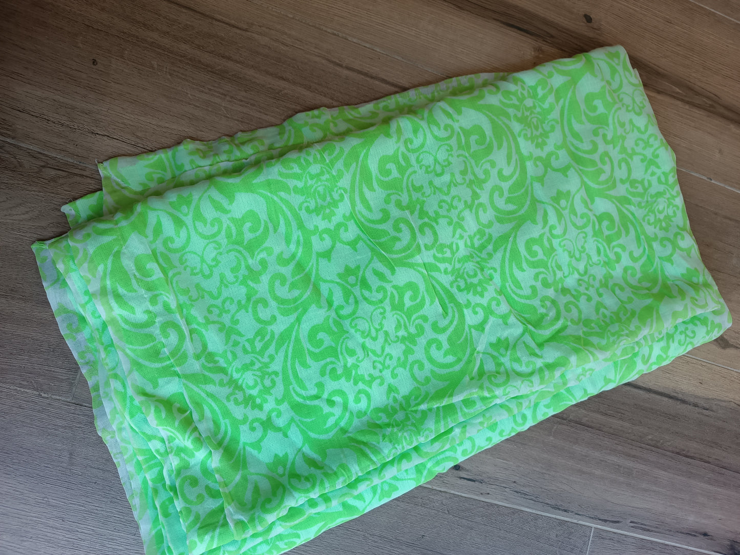 Toalla rizo verde pistacho 160*90