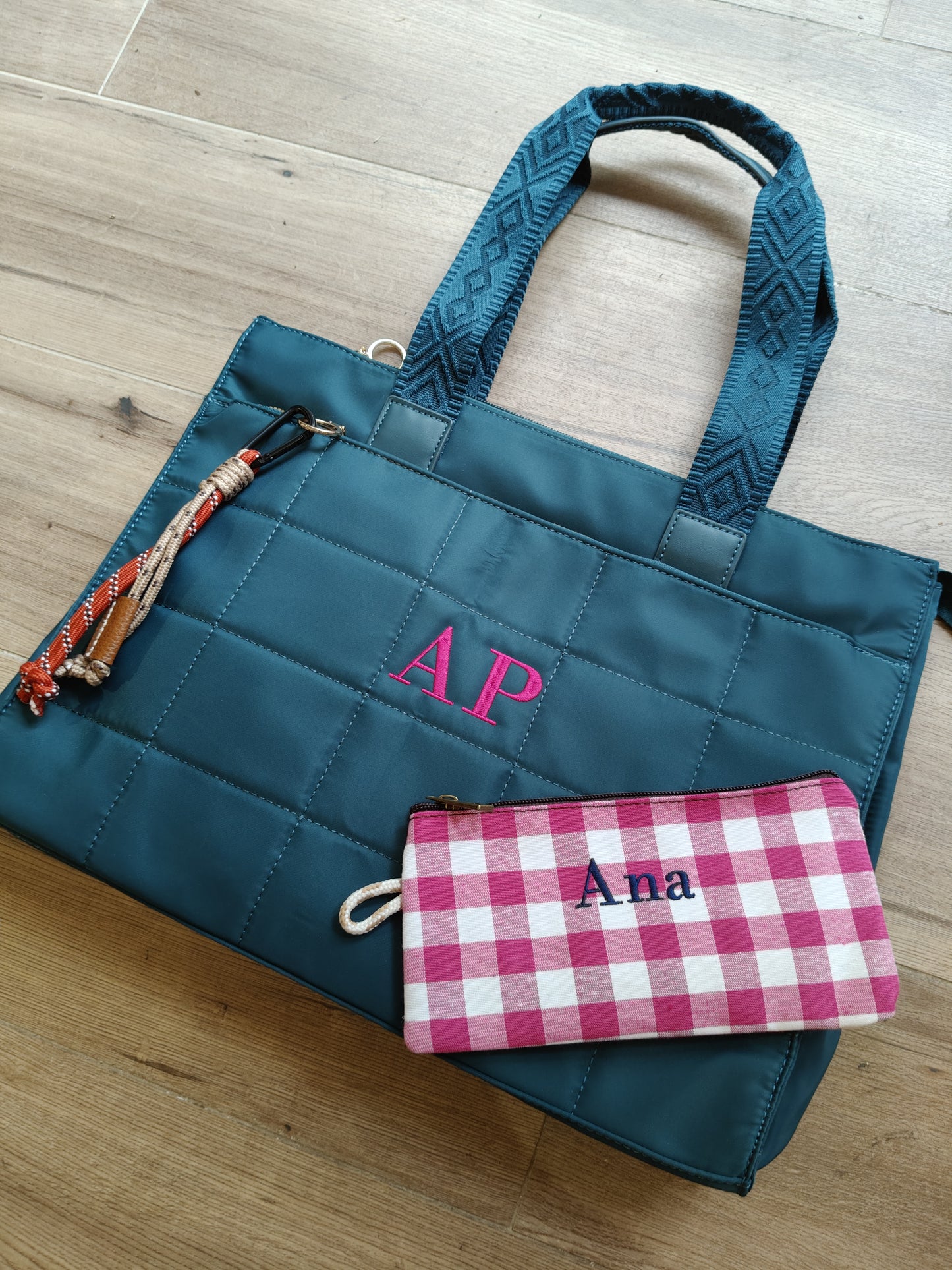 Estuche cuadros (Personalización gratuita)