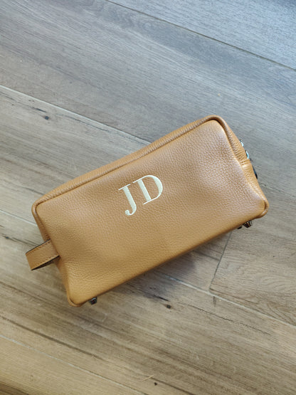 Neceser de mano en piel unisex (PERSONALIZACIÓN GRATUITA)