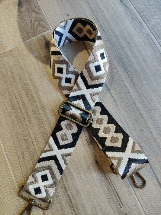 Asa taupe-negro