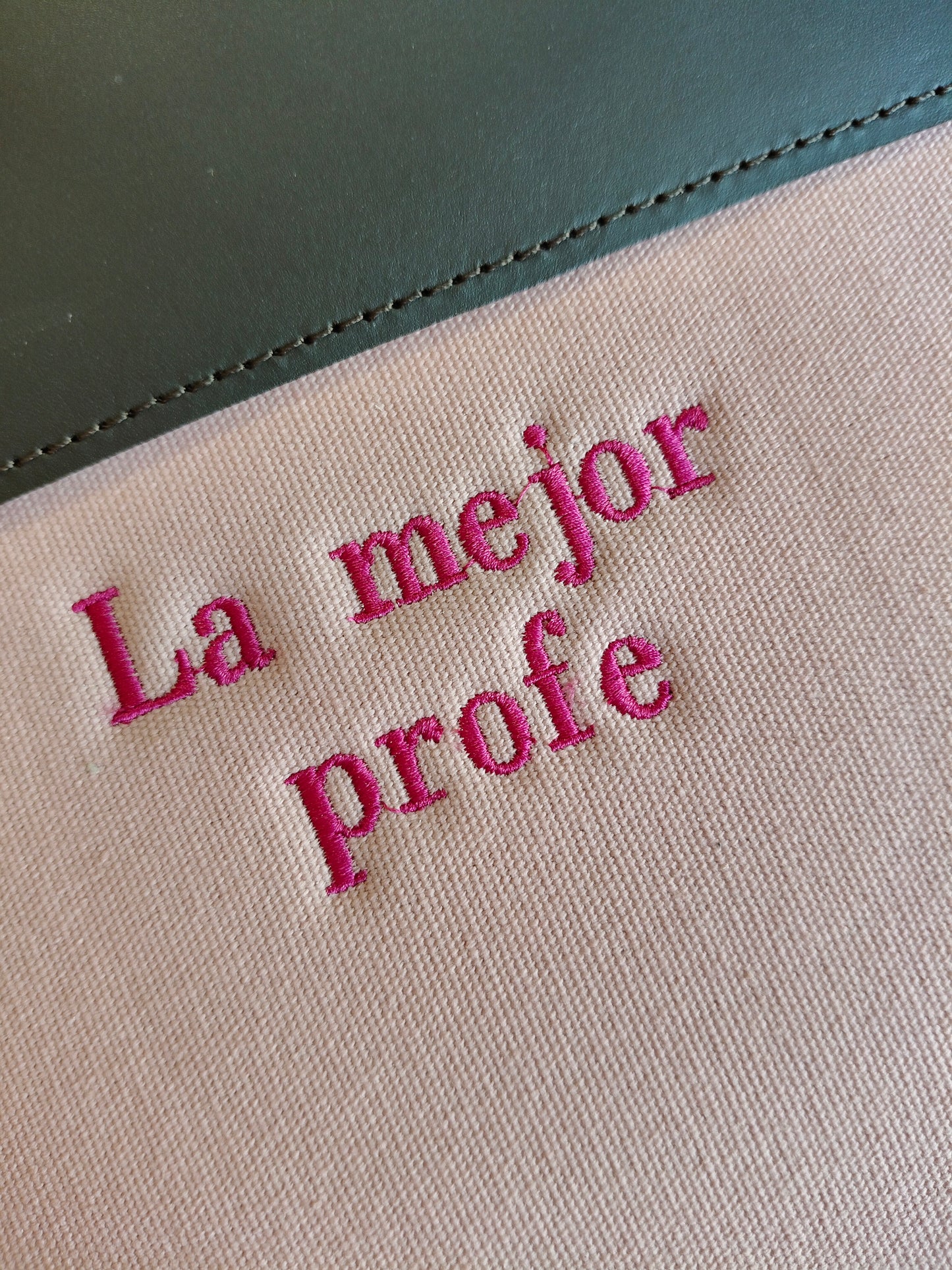 Portadocumentos de piel personalizable